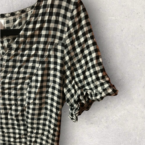 Divided Mini Dress - Picture 3 of 4